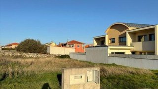Land for sale in Carrazeda de Ansiães, Portugal — €69,510