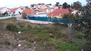 Terreno para venda em Almada, Portugal — 82 000 €