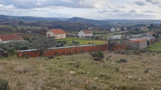 Terreno de 11 692 m² em Bragança