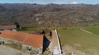 Land for sale in Montalegre, Portugal — €89,000