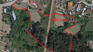 Terreno de 8000 m² em Viseu