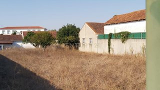 Land for sale in Porto de Mós, Portugal — €77,500