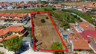 Terreno em Marinha Grande · 2168 m² · 99 000 €