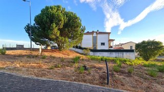 Land for sale in Entroncamento, Portugal — €39,500