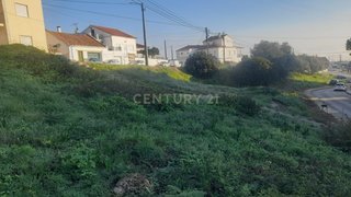 Land for sale in Alenquer, Portugal — €89,500