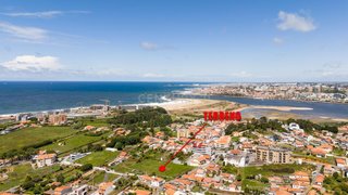 Land for sale in Vila Nova de Gaia, Portugal — €400,000
