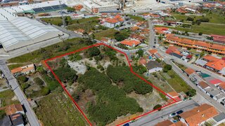 Land for sale in Marinha Grande, Portugal — €375,000