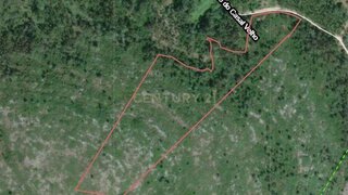 Land for sale in Porto de Mós, Portugal — €90,000