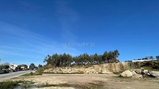 Land for sale in Paços de Ferreira, Portugal — €125,000