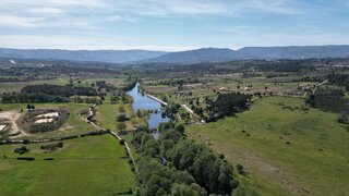 Terreno para venda em Celorico da Beira, Portugal — 450 000 €