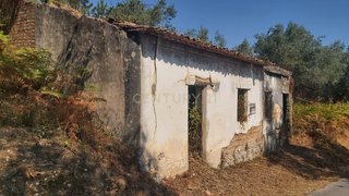 Land for sale in Ourém, Portugal — €23,000