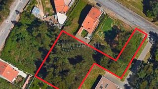 Land for sale in Vila Nova de Gaia, Portugal — €75,000