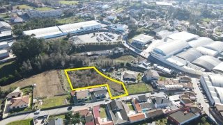 Land for sale in Santa Maria da Feira, Portugal — €62,000