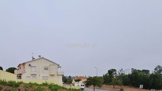 Land for sale in Entroncamento, Portugal — €44,000