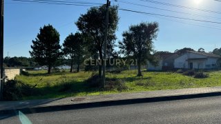 Land for sale in Marinha Grande, Portugal — €139,500