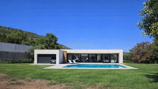 Land for sale in Arruda dos Vinhos, Portugal — €145,000