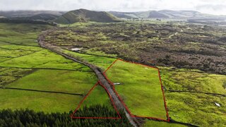 Land for sale in Angra do Heroísmo, Portugal — €100,000