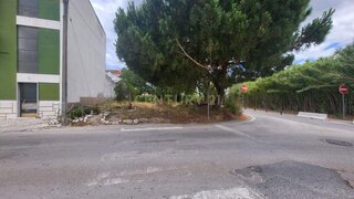 Terreno · 825 m² · 289 000 €