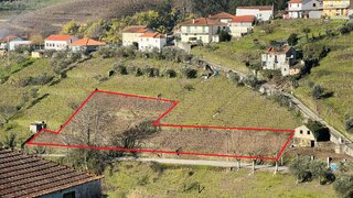 Land for sale in Peso da Régua, Portugal — €79,900