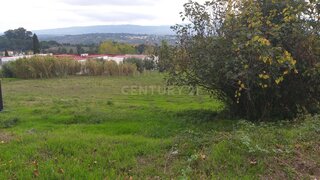Land for sale in Fornos de Algodres, Portugal — €38,000