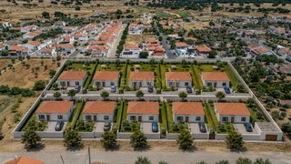 Land for sale in Santiago do Cacém, Portugal — €700,000