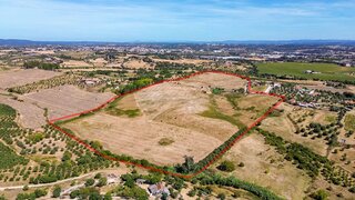 Land for sale in Torres Novas, Portugal — €450,000