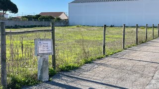 Land for sale in Sesimbra, Portugal — €399,000