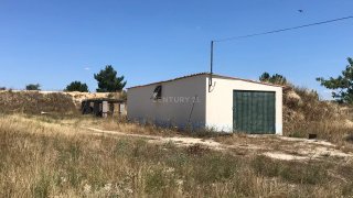 Land for sale in Palmela, Portugal — €265,000