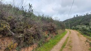 Land for sale in Monchique, Portugal — €95,000