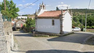 Terreno de 56 m² em Bragança