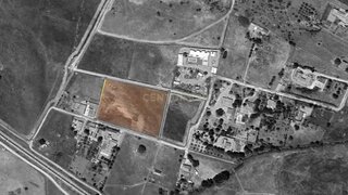 Terreno de 10 368 m² em Évora
