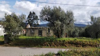 Land for sale in Lousã, Portugal — €35,000