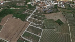 Land for sale in Alenquer, Portugal — €17,900