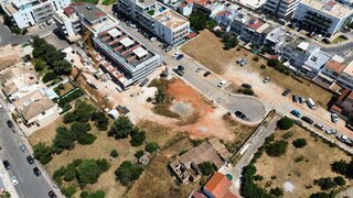 Land for sale in Portimão, Portugal — €890,000