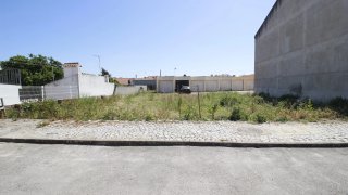 Land for sale in Vendas Novas, Portugal — €110,000
