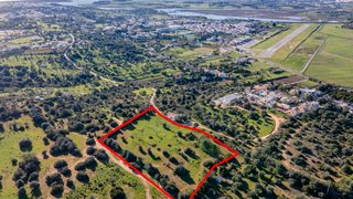 Land for sale in Portimão, Portugal — €490,000