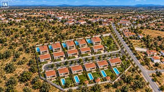 Terreno · 12 000 m² · 980 000 €