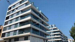 Land for sale in Amadora, Portugal — €1,550,000