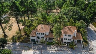 Land for sale in Sesimbra, Portugal — €135,000