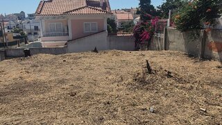 Land for sale in Almada, Portugal — €174,900