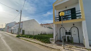 Land for sale in Montijo, Portugal — €180,000