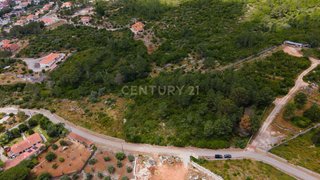 Land for sale in Porto de Mós, Portugal — €120,000