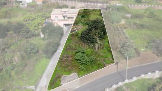 Land for sale in Calheta (Madeira), Portugal — €135,000