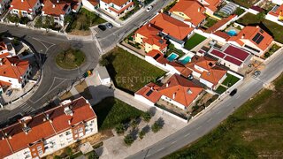 Land for sale in Benavente, Portugal — €125,000