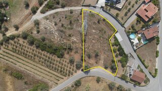 Terreno em Coimbra · 1520 m² · 66 000 €