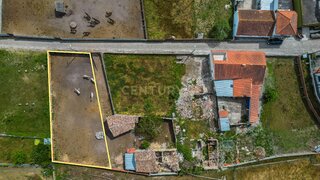 Land for sale in Marinha Grande, Portugal — €60,000