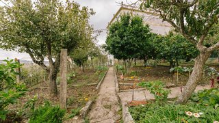Land for sale in Loures, Portugal — €100,000
