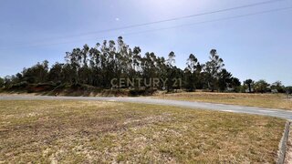 Land for sale in Óbidos, Portugal — €298,000