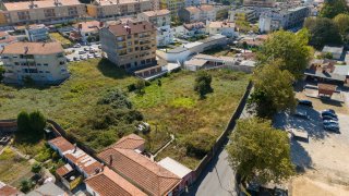 Land for sale in Santa Maria da Feira, Portugal — €499,000