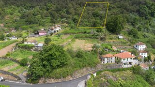 Land for sale in Santana, Portugal — €35,000